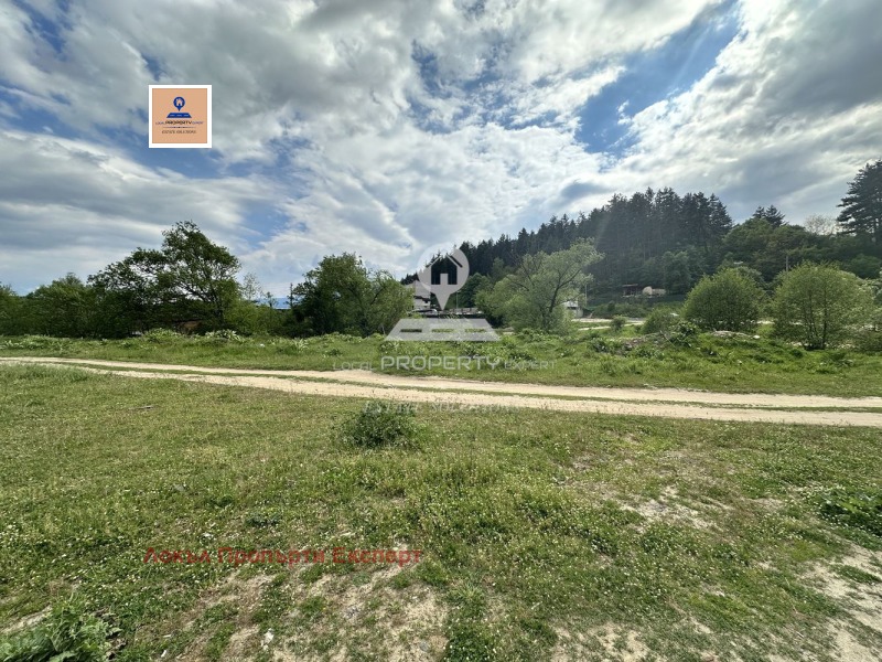 Zu verkaufen  Handlung region Blagoewgrad , Banja , 970 qm | 43264230 - Bild [4]