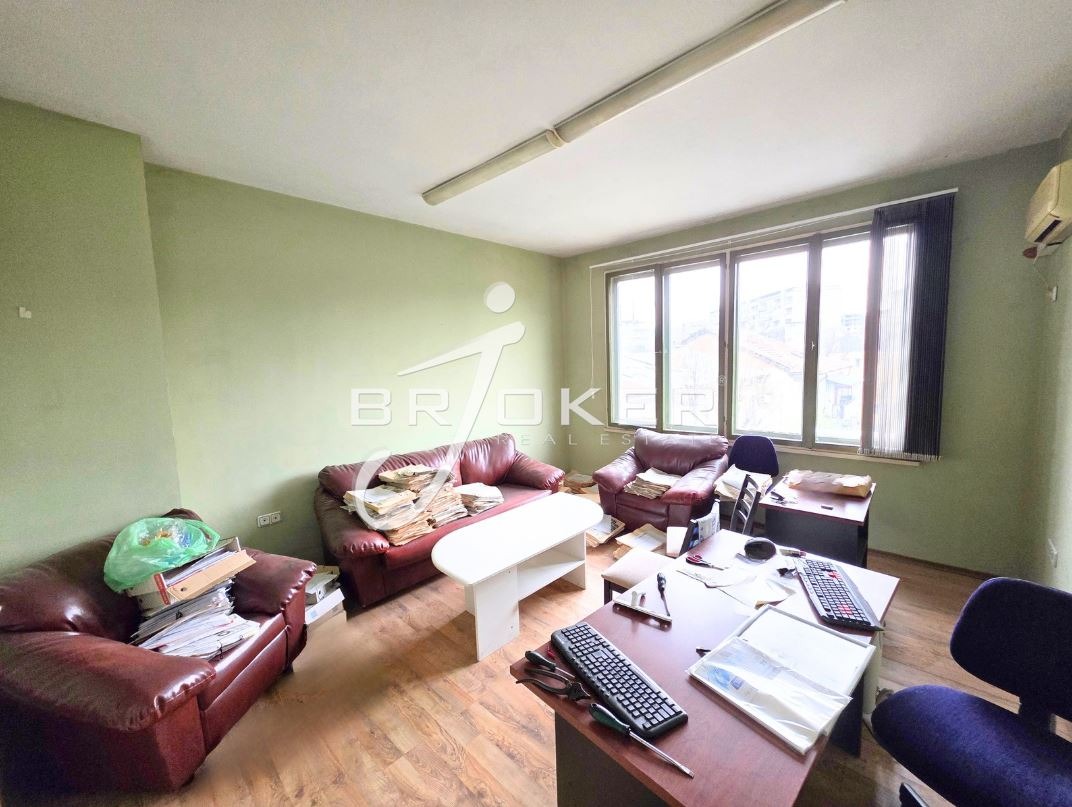 Продава ОФИС, гр. Кърджали, Център, снимка 8 - Офиси - 54215876