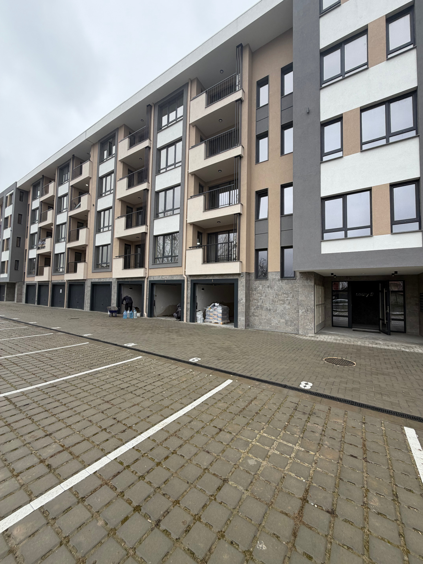 Продава ГАРАЖ, ПАРКОМЯСТО, гр. Пловдив, Христо Смирненски, снимка 2 - Гаражи и паркоместа - 53858126