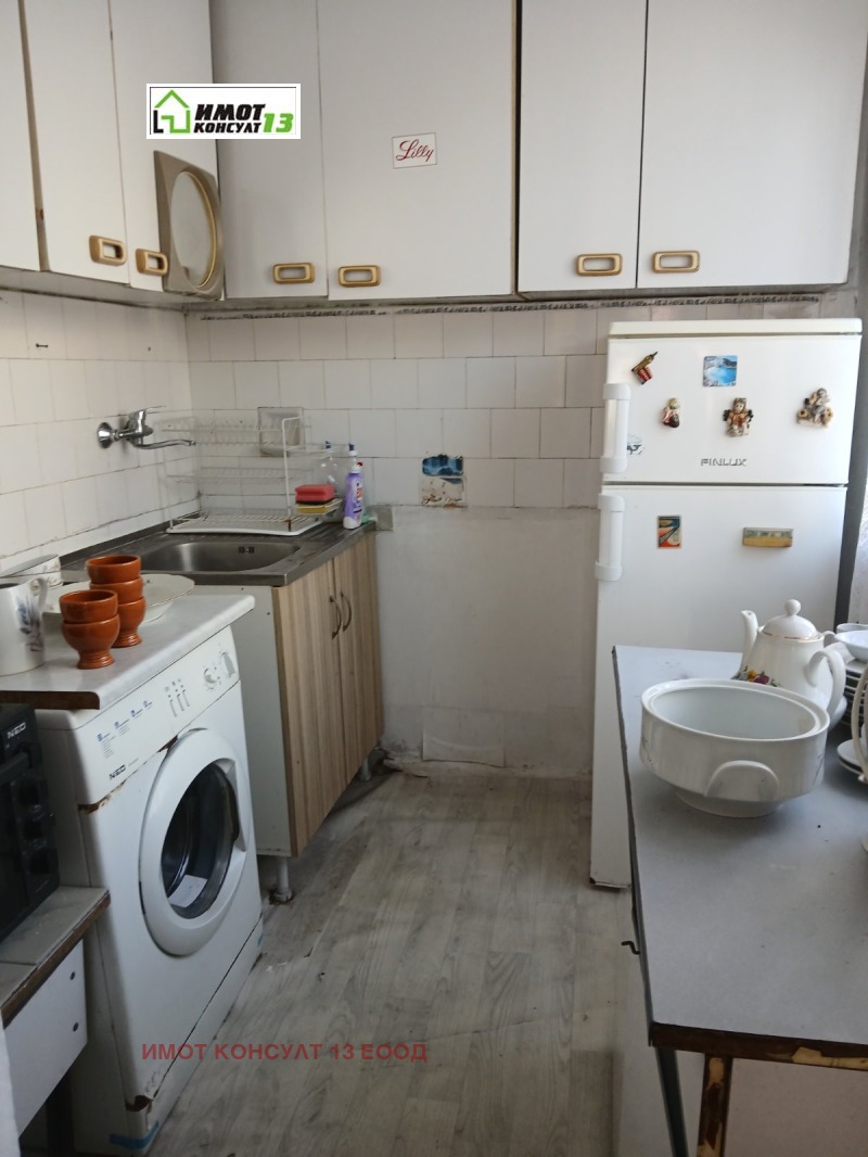 De vânzare  3 dormitoare Pleven , Șiroc țentâr , 109 mp | 38933756 - imagine [4]