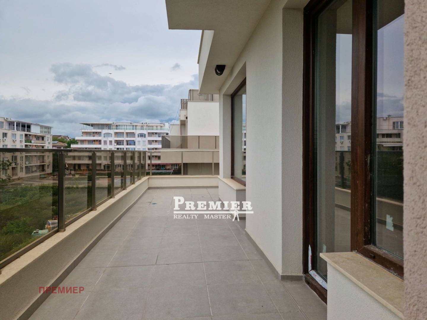 Продава 3-СТАЕН, гр. Бургас, Сарафово, снимка 2 - Апартаменти - 52468390