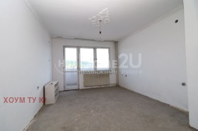 1 bedroom Moshino, Pernik 1