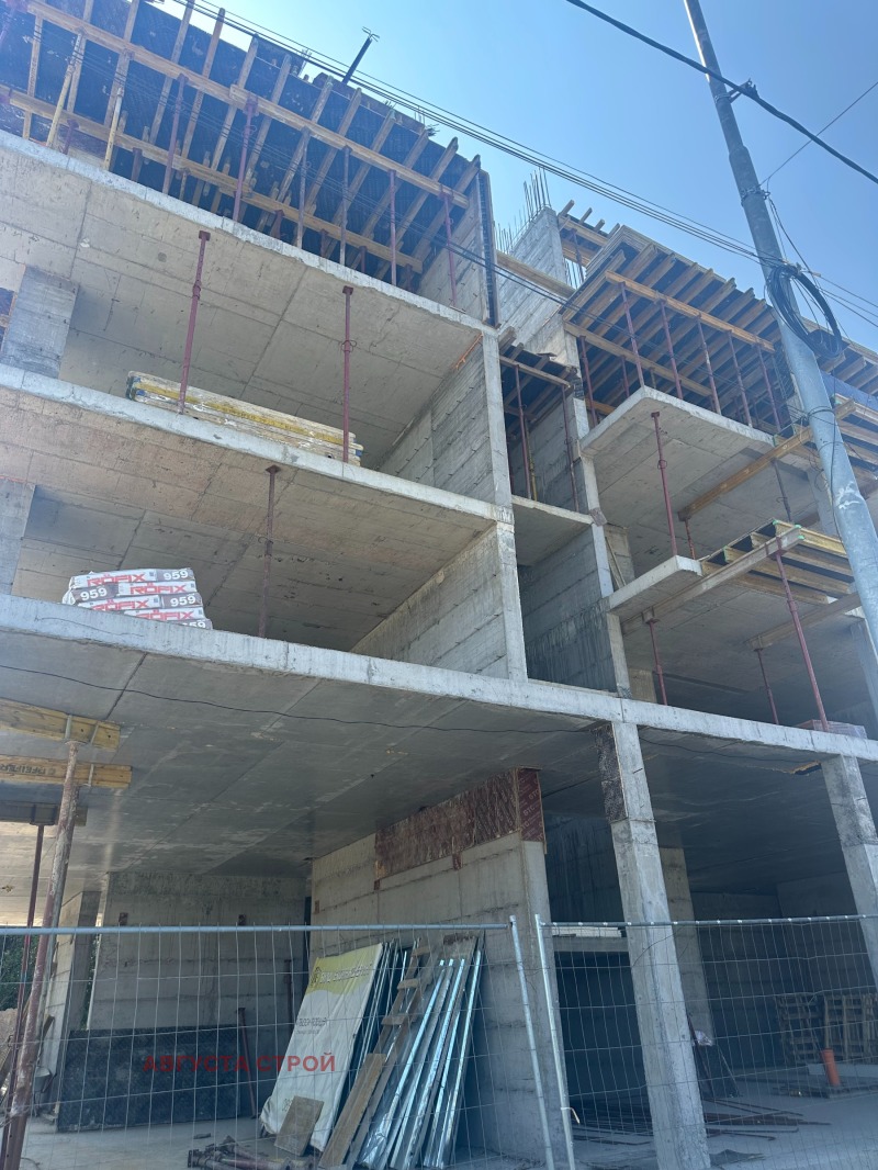 Продаја  1 спаваћа соба Софија , Модерно предградие , 70 м2 | 52343194