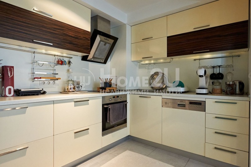 Na sprzedaż  1 sypialnia Burgas , Wazrażdane , 71 mkw | 23418005 - obraz [2]