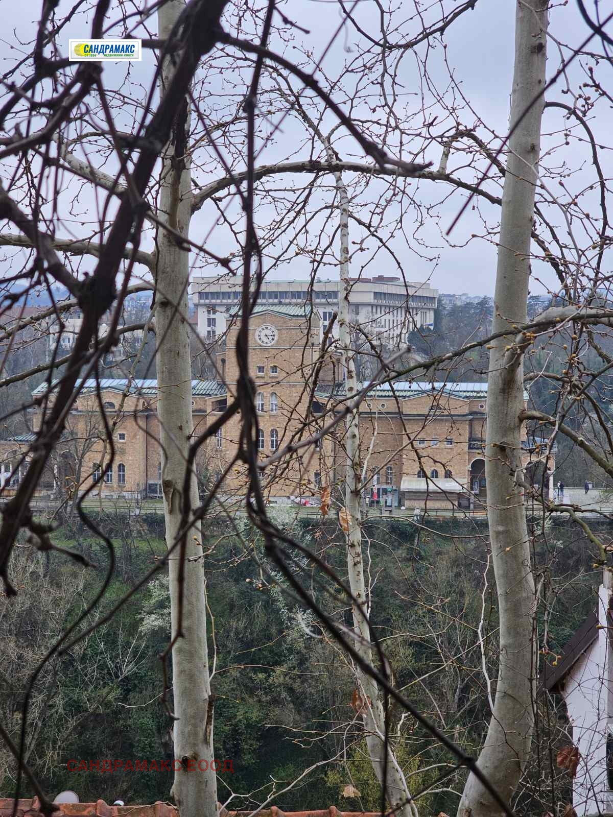 Продава КЪЩА, гр. Велико Търново, Център, снимка 3 - Къщи - 54265248