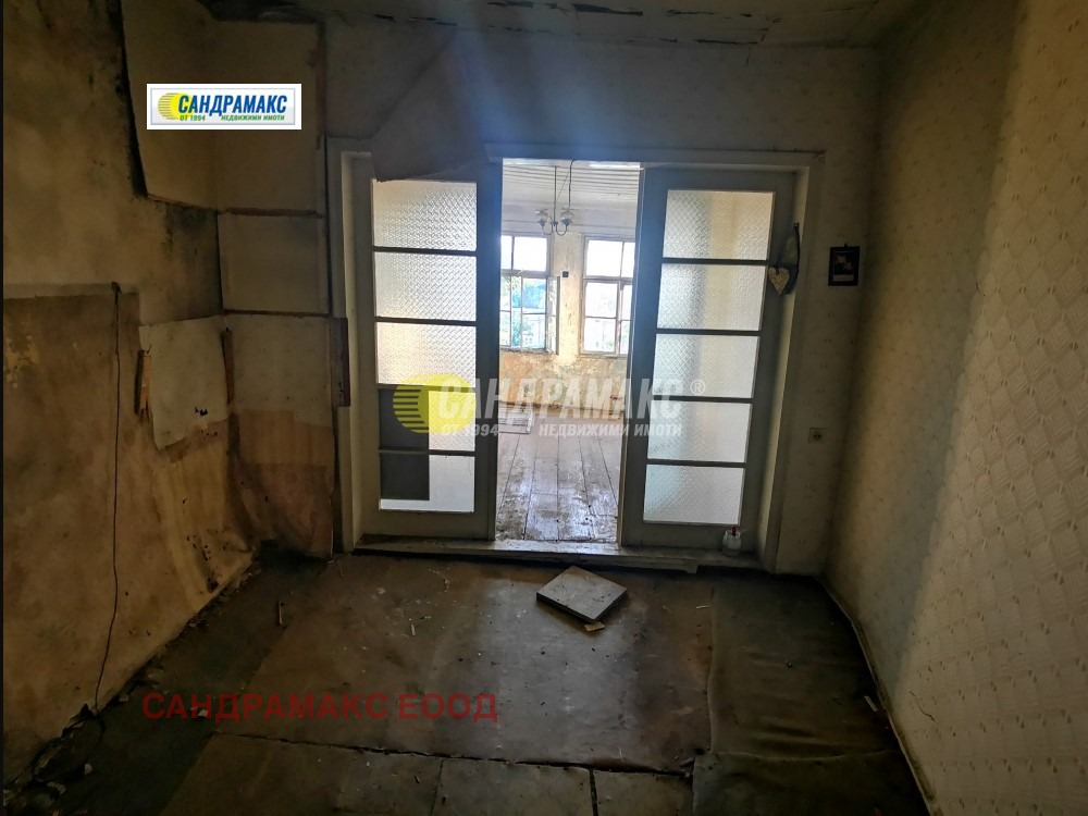 Продава КЪЩА, гр. Велико Търново, Център, снимка 13 - Къщи - 54265248