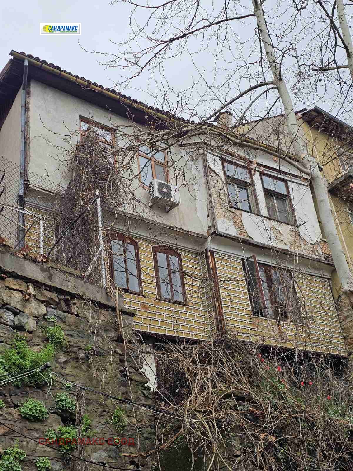 Продава КЪЩА, гр. Велико Търново, Център