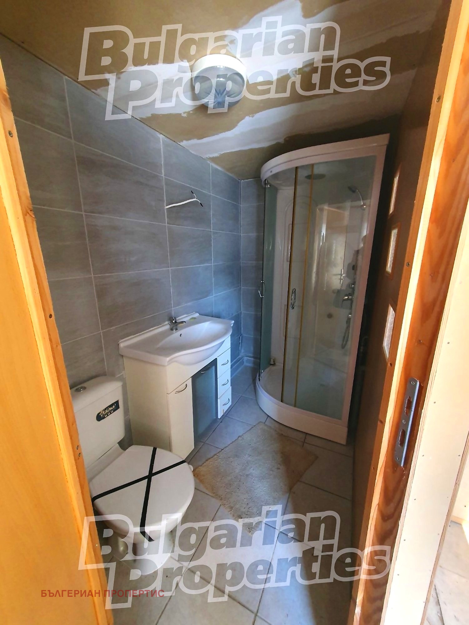 Продава КЪЩА, гр. Вълчи дол, област Варна, снимка 16 - Къщи - 56322242
