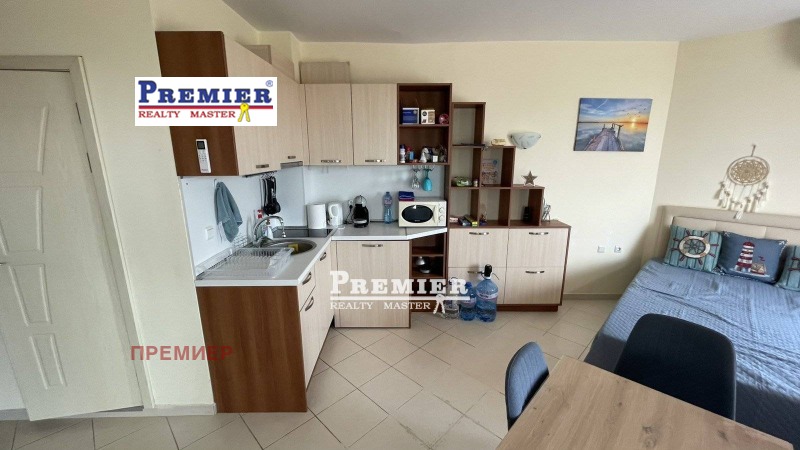 Продава 1-СТАЕН в област Бургас, с. Равда - 48 кв.м / 68 000 € » 132 996.44 лв., ПРЕМИЕР