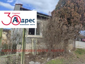 Продажба на имоти в с. Добровница, област Пазарджик - изображение 4 