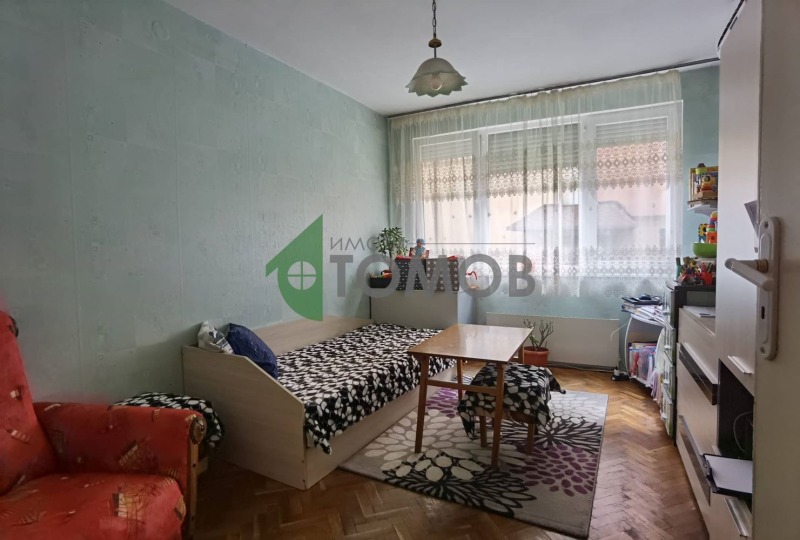 Продава  Етаж от къща град Шумен , Добруджански , 100 кв.м | 46758182 - изображение [4]