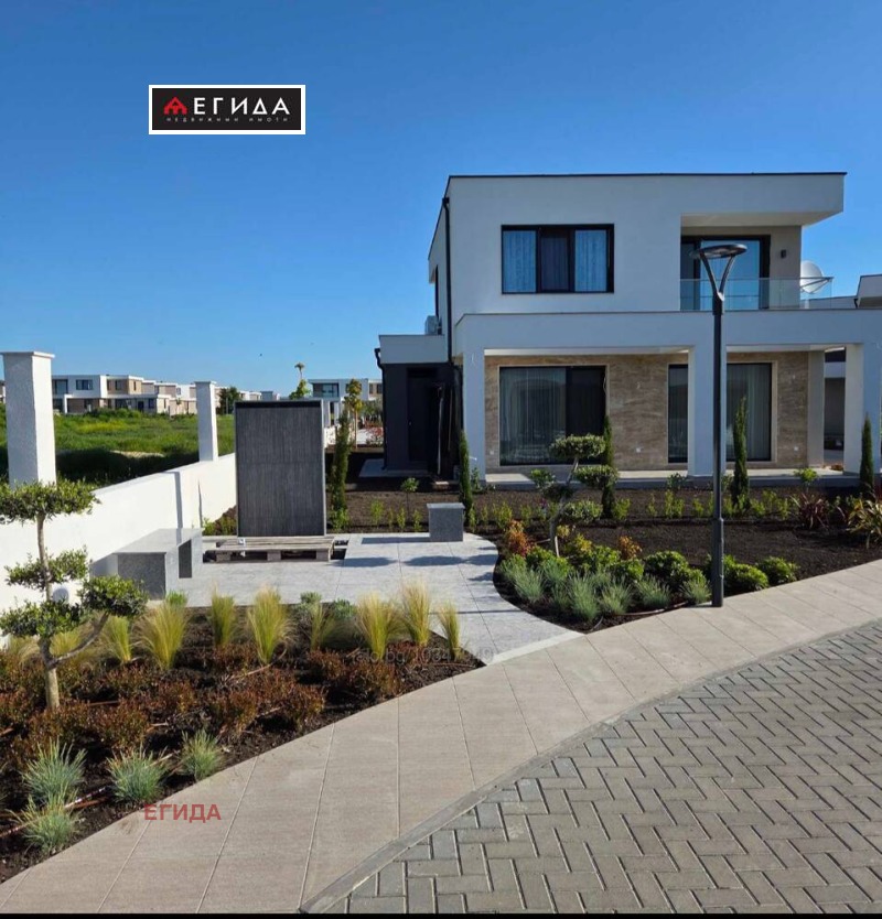 Til salg  Hus Burgas , Sarafovo , 116 kvm | 48588186 - billede [4]