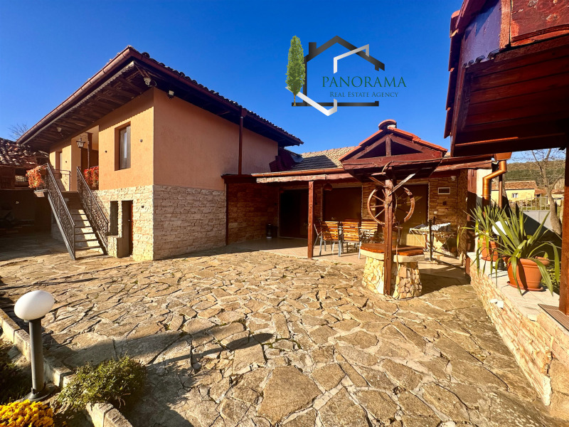 Продава КЪЩА, област Шумен, с. Веселиново • 77900 € / 152359.16 лв. • 73100827 1