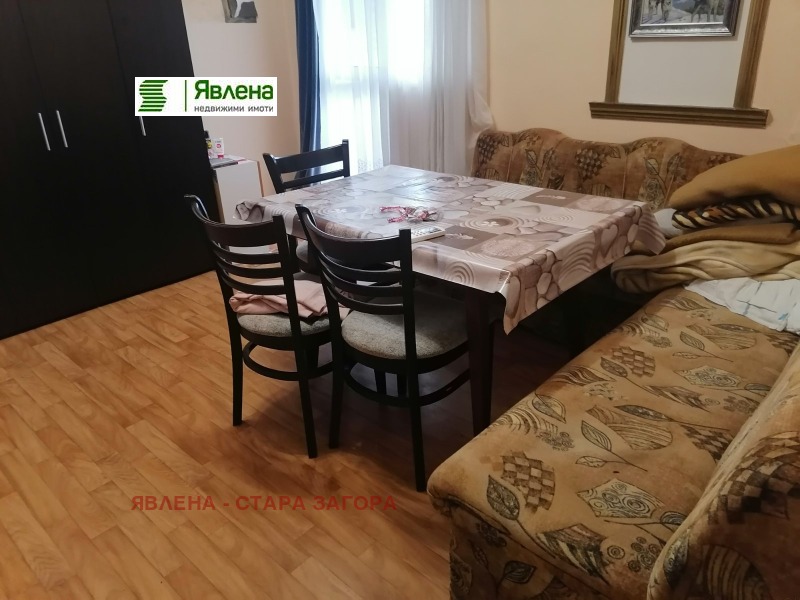 Продава КЪЩА, гр. Казанлък, област Стара Загора, снимка 3 - Къщи - 53415892