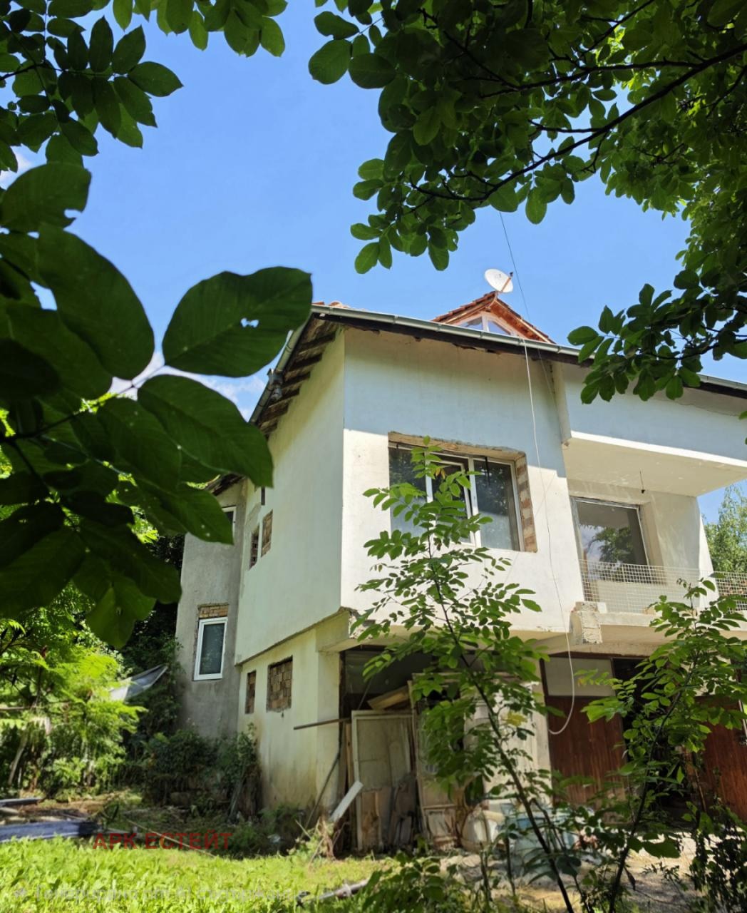 Продава КЪЩА, гр. София, с. Мало Бучино