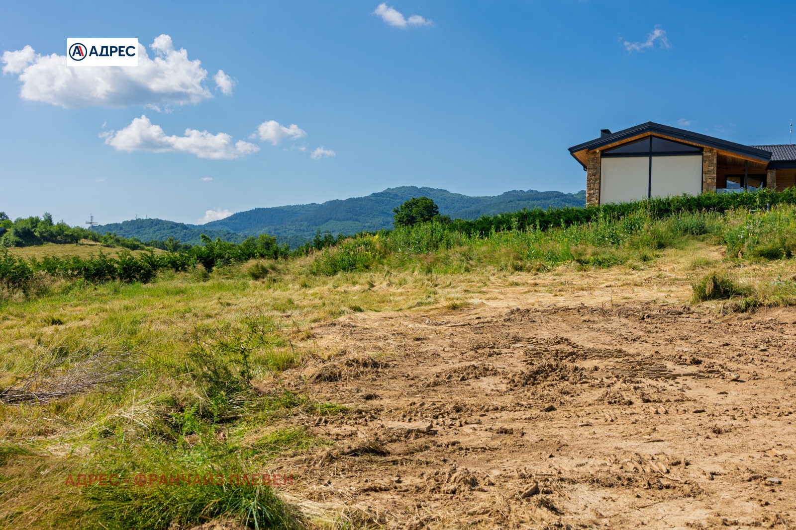 Продава ПАРЦЕЛ, гр. Априлци, област Ловеч, снимка 3 - Парцели - 55087923