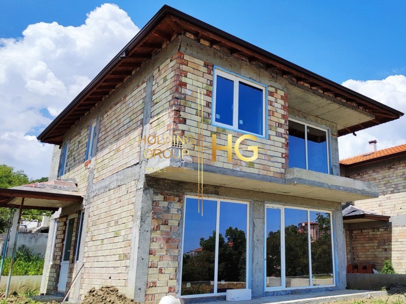 Продава КЪЩА в област Варна, гр. Бяла - 133 кв.м / 160 000 € » 312 932.80 лв., ХОЛДИНГ ГРУП