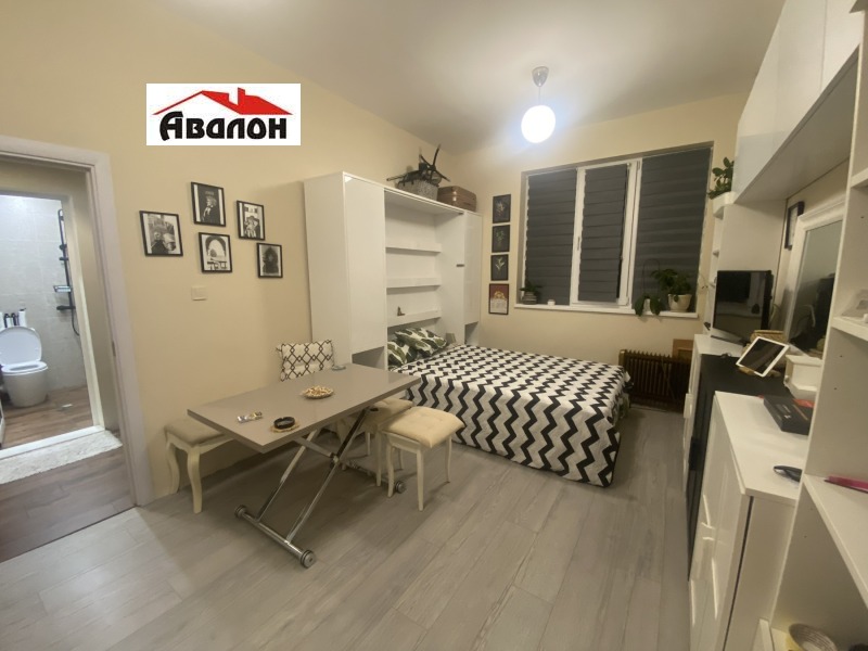 For Sale  1 bedroom Ruse , Tsentar , 48 sq.m | 42460634