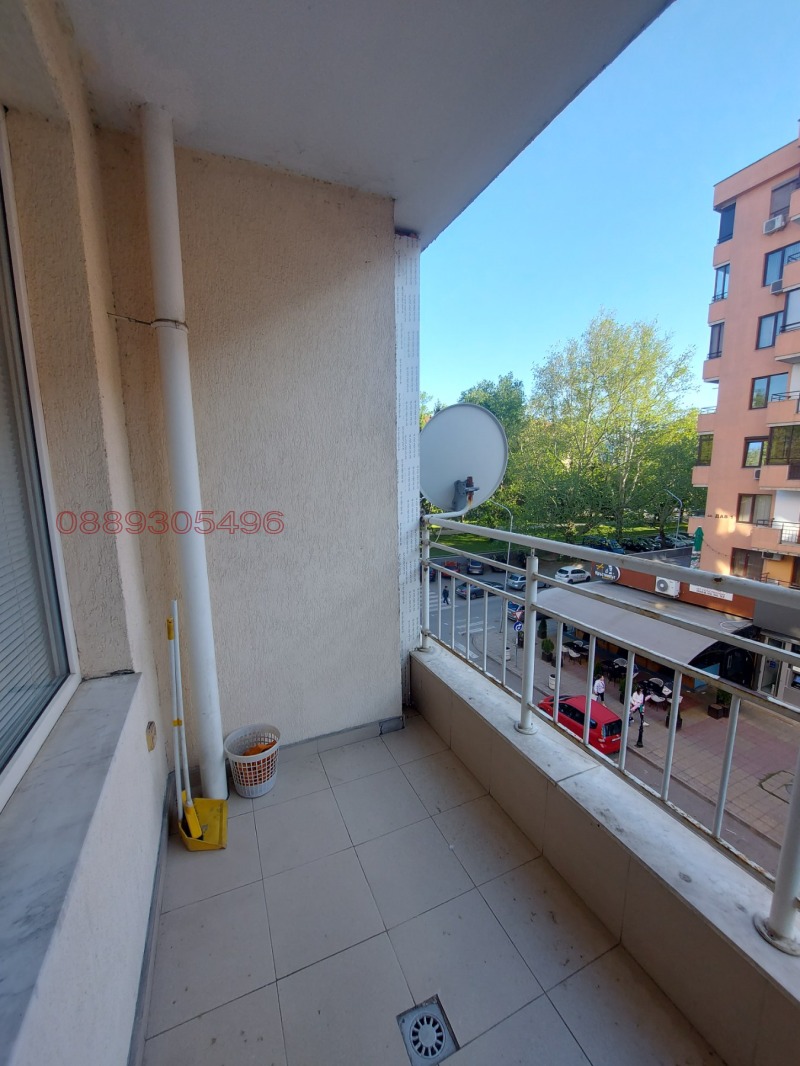 Продава  2-стаен град Русе , Възраждане , 64 кв.м | 59748901 - изображение [8]