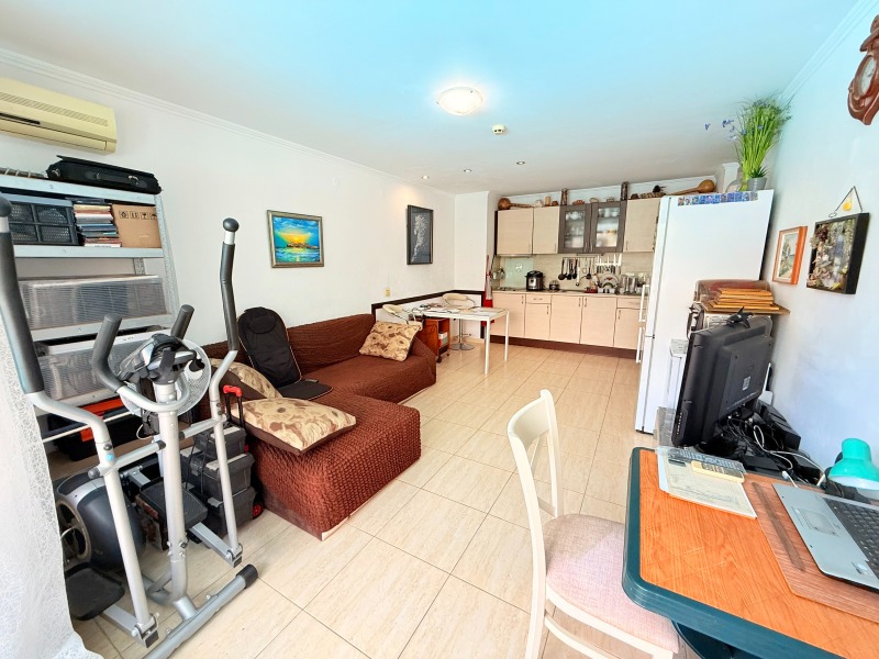 Продава 2-СТАЕН, гр. Свети Влас, област Бургас