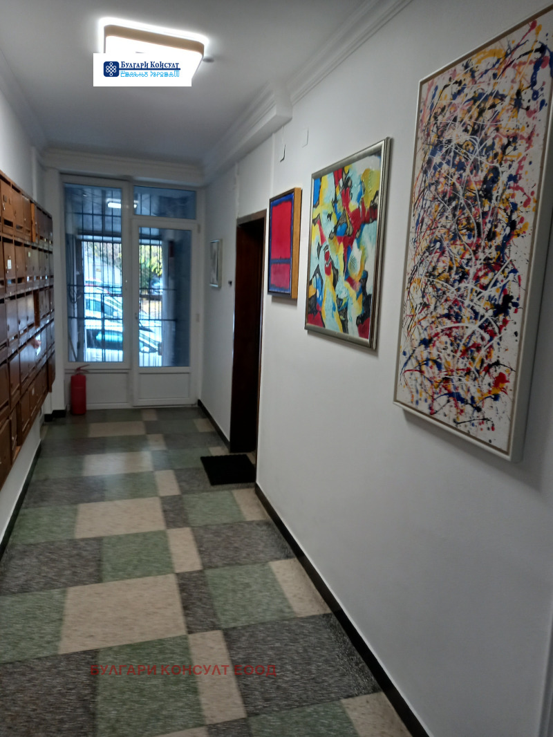 Продава 4-СТАЕН, гр. София, Изток, снимка 9 - Апартаменти - 52294989