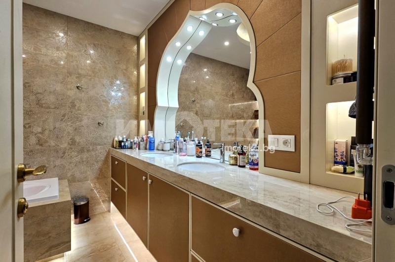 Продава МНОГОСТАЕН, гр. София, Кръстова вада, снимка 13 - Апартаменти - 52388041