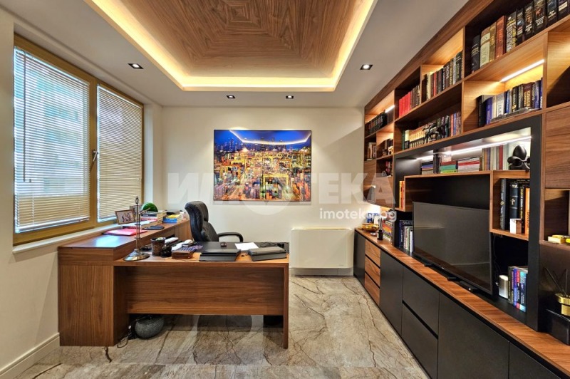 Продава МНОГОСТАЕН, гр. София, Кръстова вада, снимка 3 - Апартаменти - 52388041