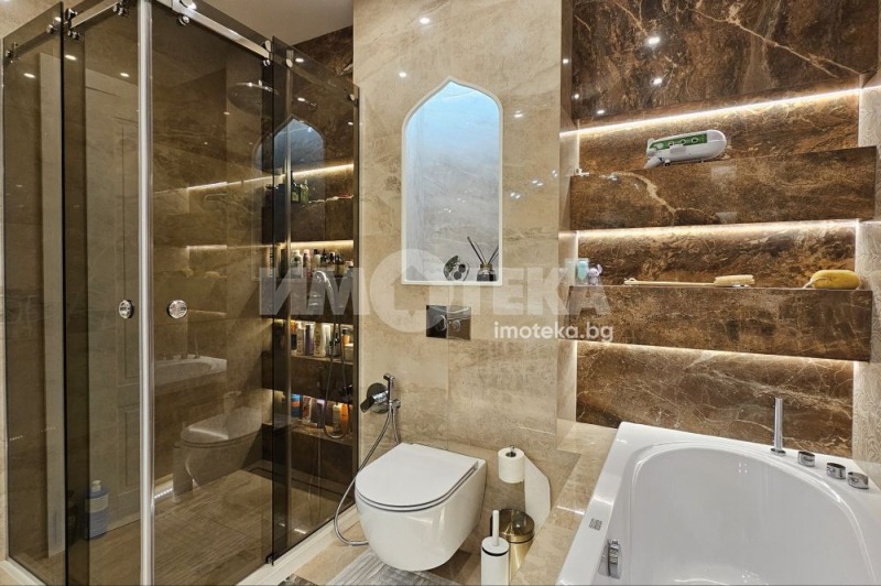 Продава МНОГОСТАЕН, гр. София, Кръстова вада, снимка 12 - Апартаменти - 52388041