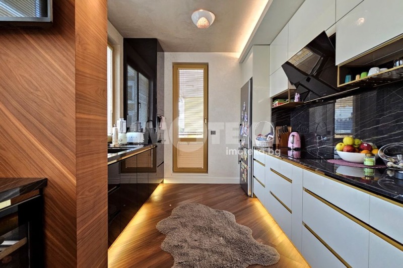 Продава МНОГОСТАЕН, гр. София, Кръстова вада, снимка 9 - Апартаменти - 52388041