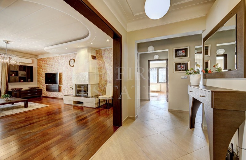Te koop  Kantoor Sofia , Tsentar , 220 m² | 55296677 - afbeelding [8]