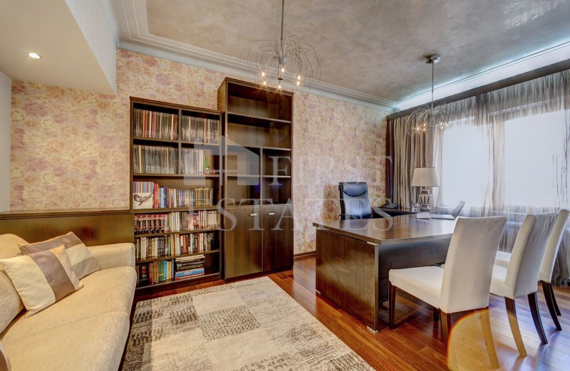 Te koop  Kantoor Sofia , Tsentar , 220 m² | 55296677 - afbeelding [3]