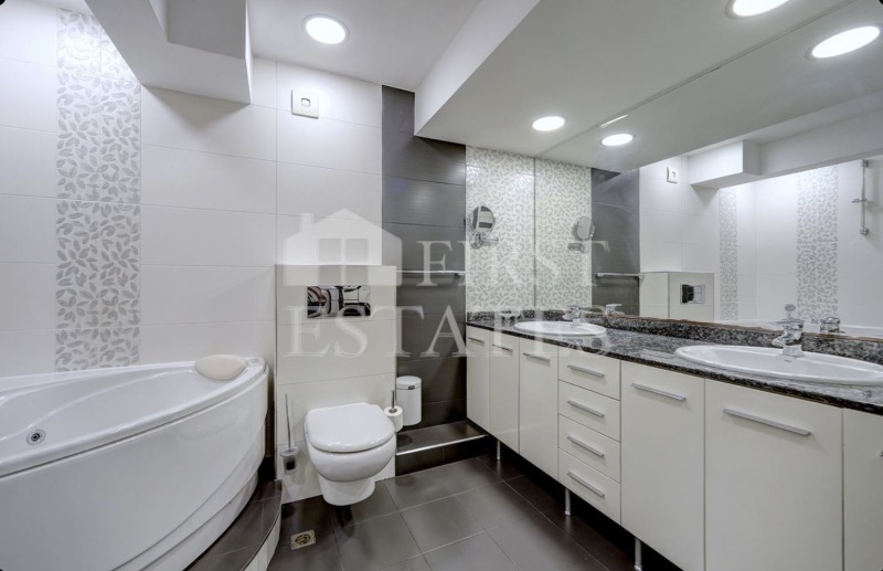 Te koop  Kantoor Sofia , Tsentar , 220 m² | 55296677 - afbeelding [17]
