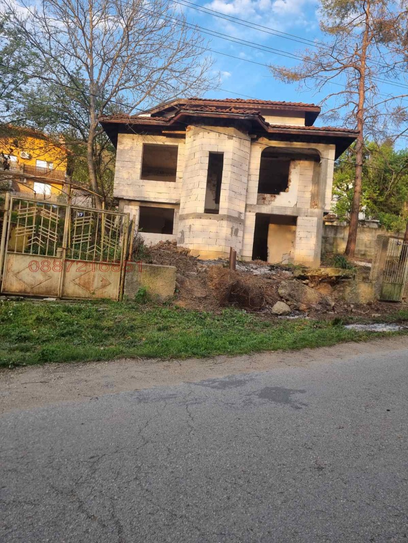 Продава ВИЛА, с. Сливек, област Ловеч