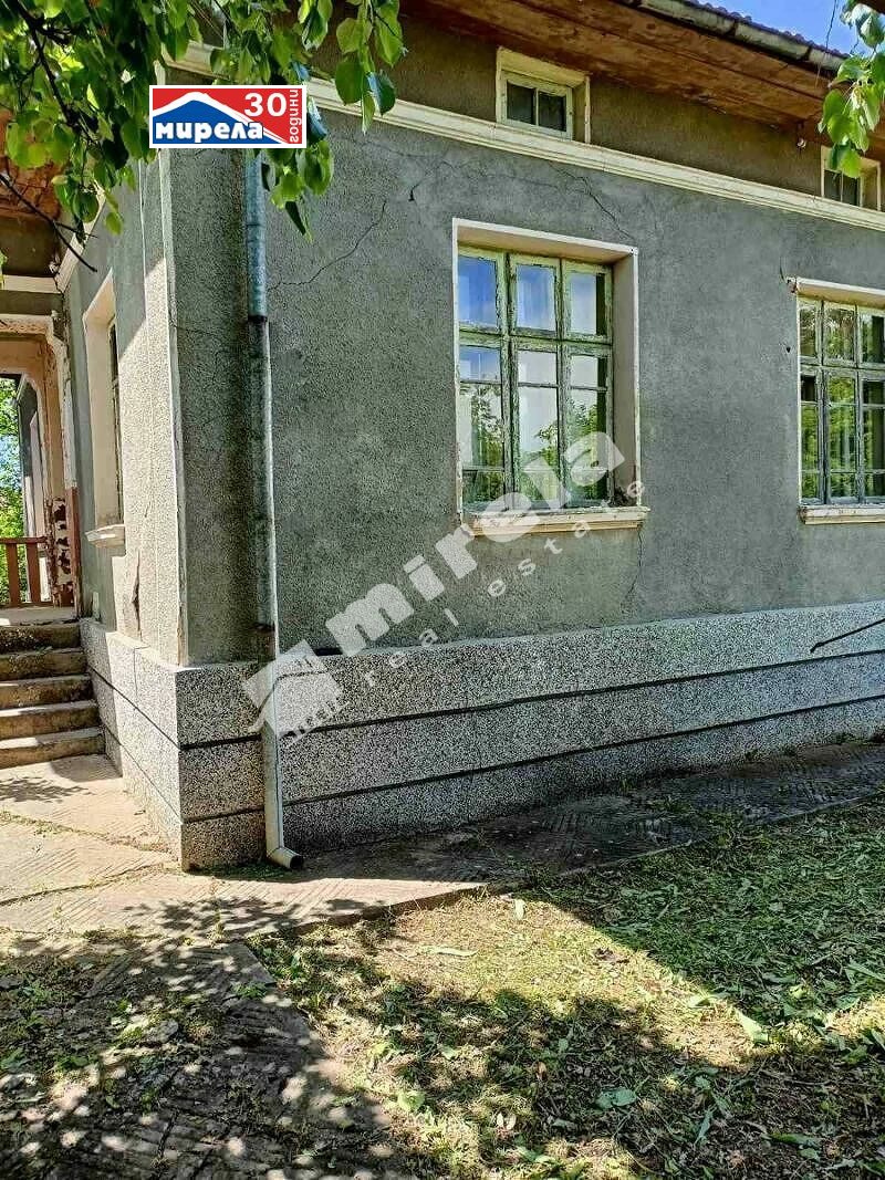 Продава  Къща област Велико Търново , с. Върбица , 80 кв.м | 44134547 - изображение [2]