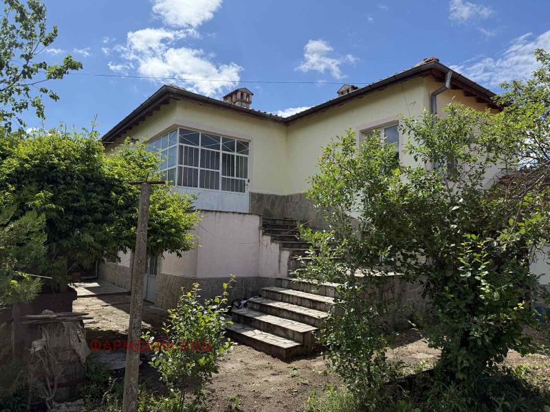 Продава  Къща област Хасково , с. Добрич , 140 кв.м | 32989725