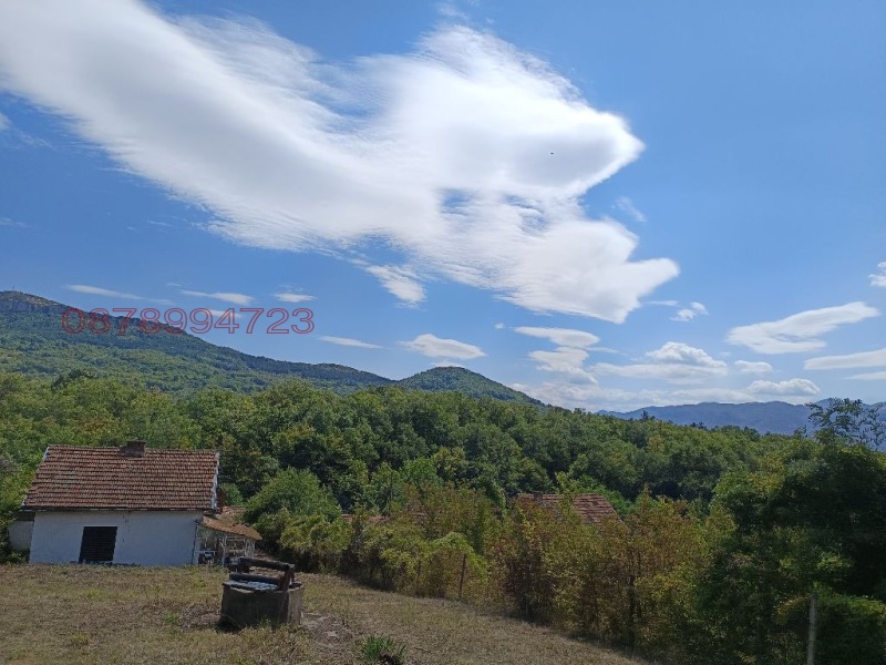 Продава ВИЛА, гр. Враца, Студентски град, снимка 2 - Вили - 52782120