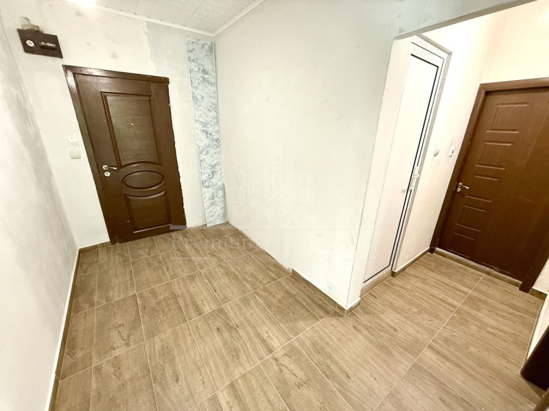 Продава 2-СТАЕН, гр. Радомир, област Перник, снимка 12 - Апартаменти - 52385751