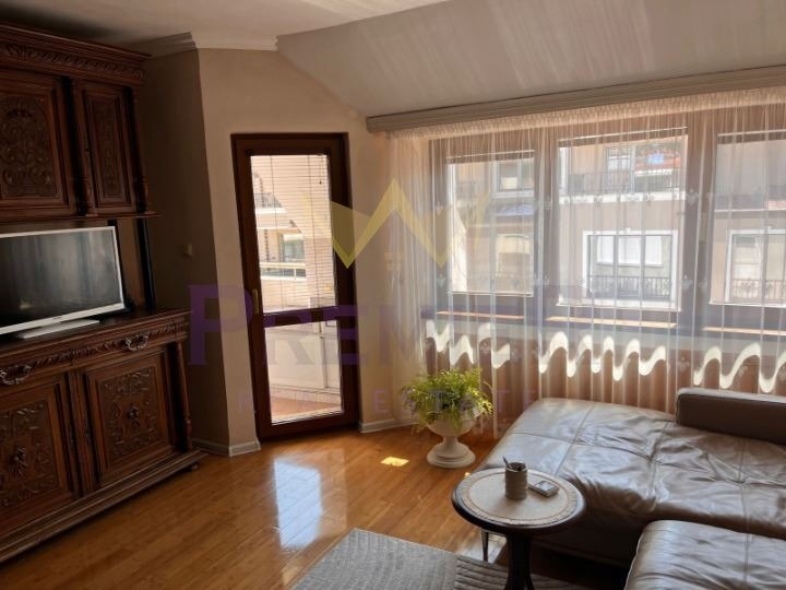 Продава 3-СТАЕН, гр. Бургас, Възраждане, снимка 3 - Апартаменти - 51983662