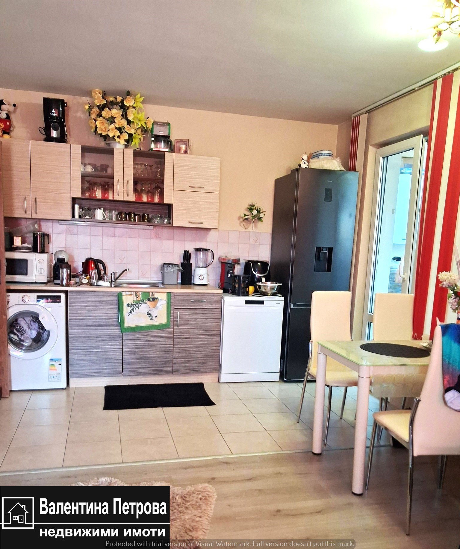 Продава 2-СТАЕН, гр. Русе, Чародейка - Юг, снимка 2 - Апартаменти - 54187002