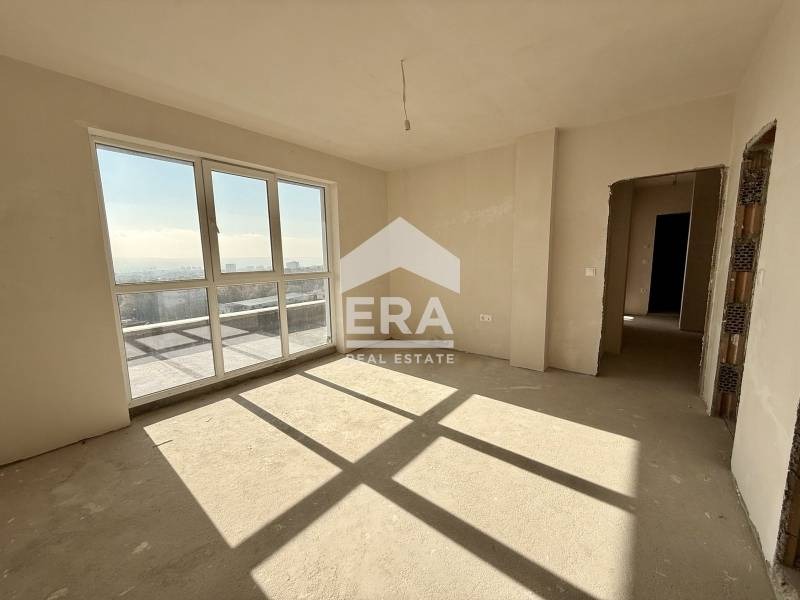 Продава 3-СТАЕН, гр. Варна, Изгрев, снимка 2 - Апартаменти - 52440088