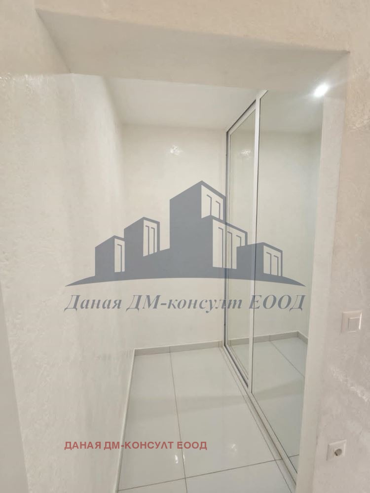 Продава 3-СТАЕН, гр. Шумен, Боян Българанов 1, снимка 13 - Апартаменти - 55095122