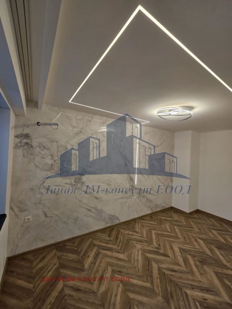 Продава 3-СТАЕН, гр. Шумен, Боян Българанов 1, снимка 5 - Апартаменти - 55095122