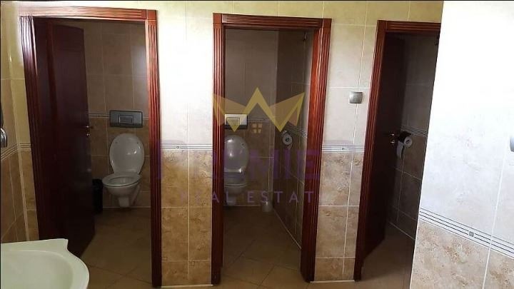 Продава  Заведение област Бургас , гр. Карнобат , 635 кв.м | 74105914 - изображение [6]