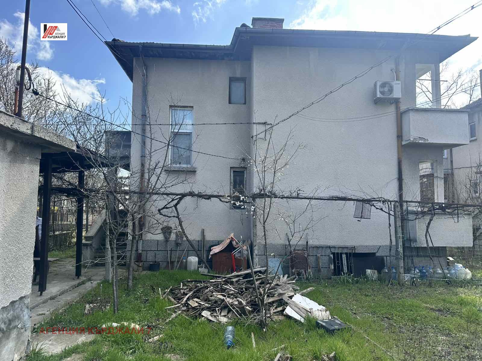 Продава ЕТАЖ ОТ КЪЩА, гр. Кърджали, Студен кладенец, снимка 3 - Етаж от къща - 53920409