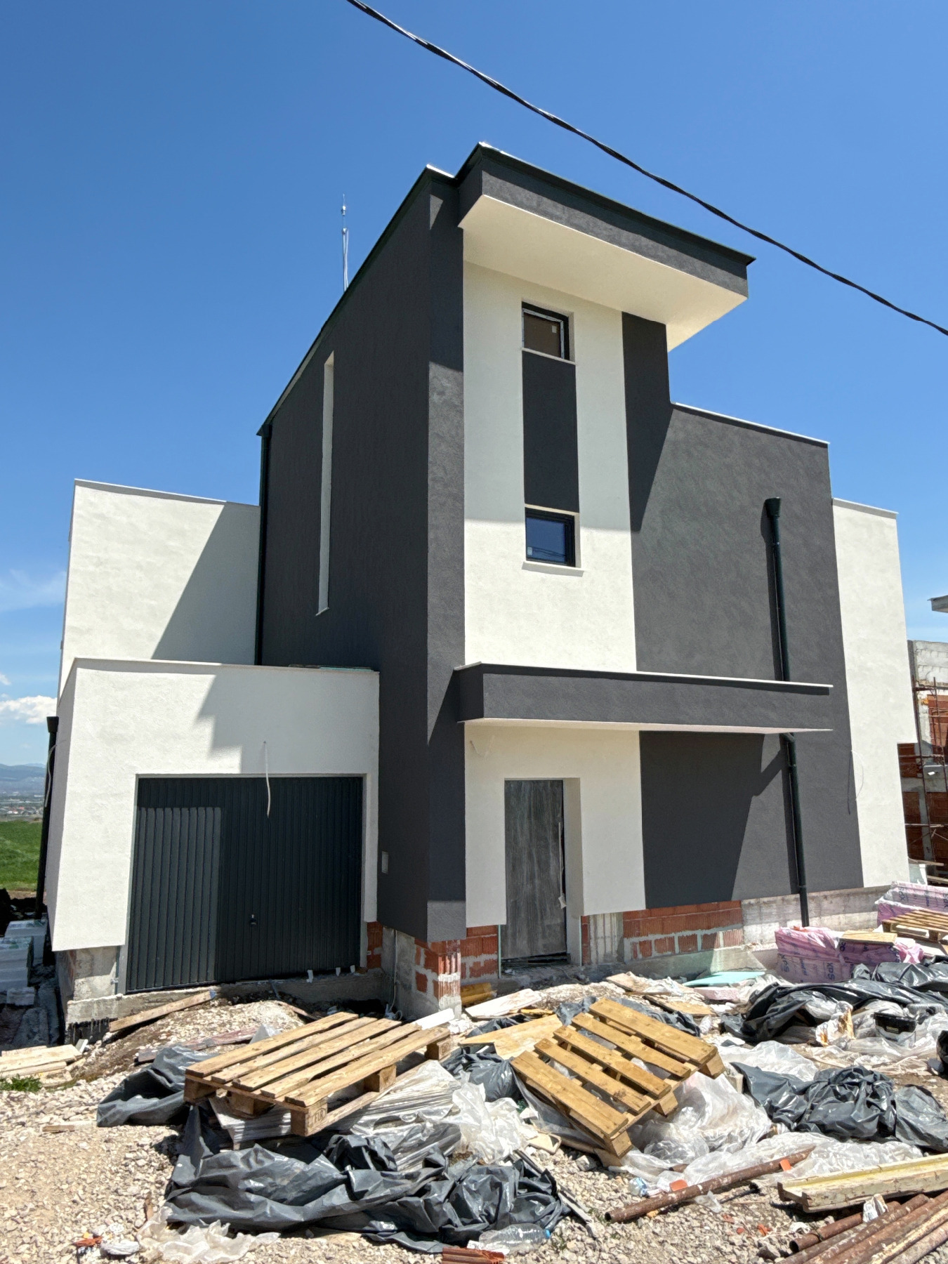 Продава КЪЩА, с. Гурмазово, област София област