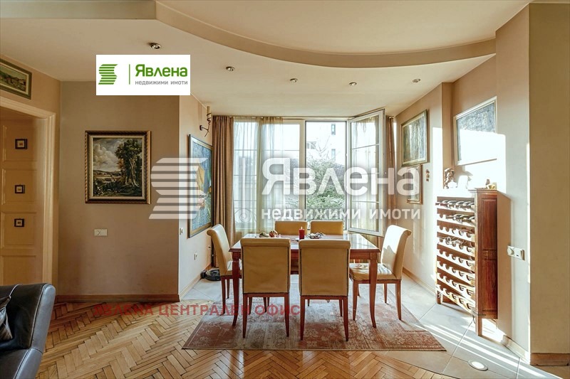 Продава 3-СТАЕН, гр. София, Център, снимка 7 - Апартаменти - 54693023