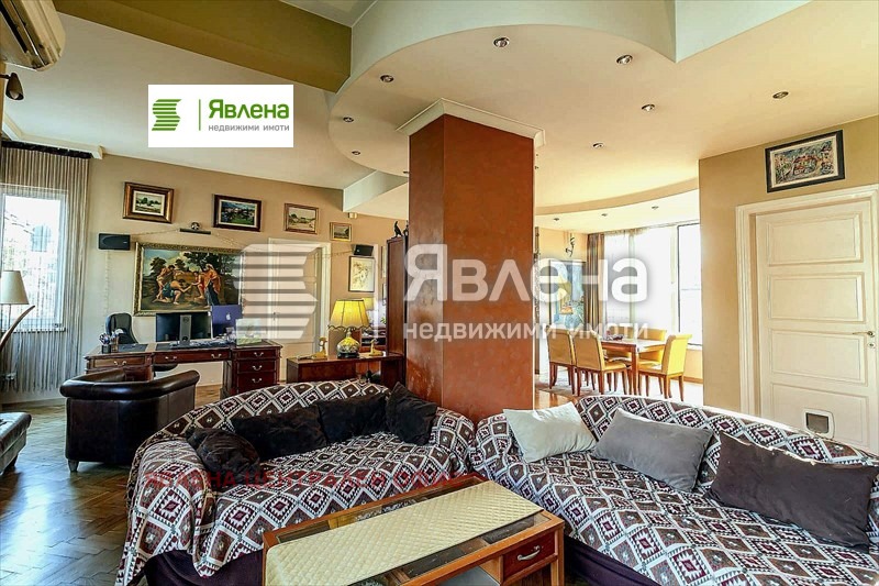 Продава 3-СТАЕН, гр. София, Център, снимка 5 - Апартаменти - 54693023