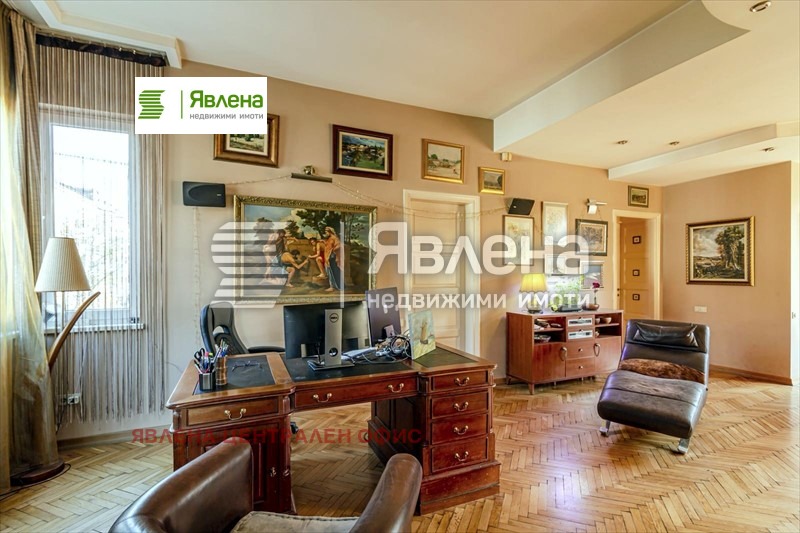 Продава 3-СТАЕН, гр. София, Център, снимка 1 - Апартаменти - 54693023