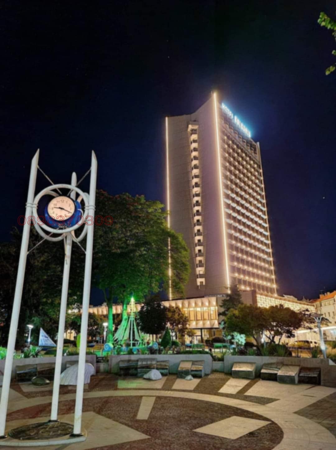 Продава 1-СТАЕН, гр. Бургас, Център, снимка 2 - Апартаменти - 54171113