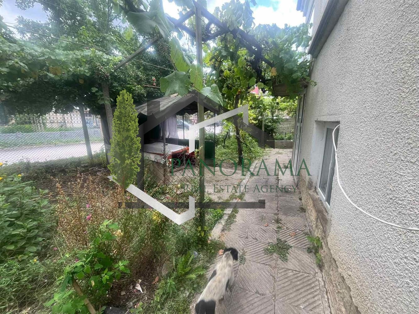 Продава КЪЩА, гр. Нови пазар, област Шумен, снимка 3 - Къщи - 55444552